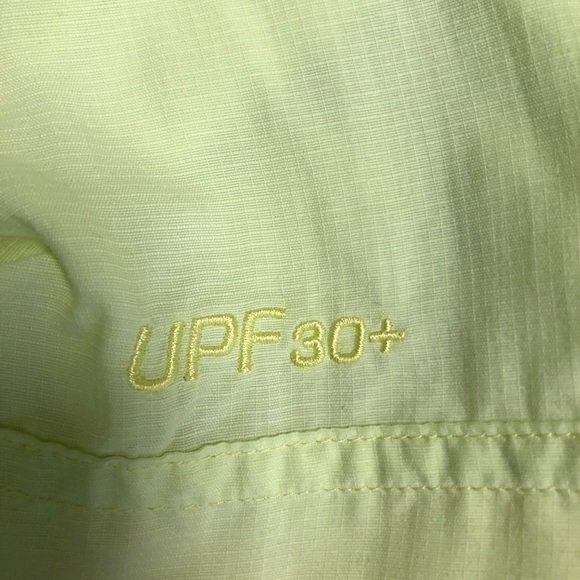 Columbia Women’s Short Sleeve PFG Button Down - Picture 5 of 5